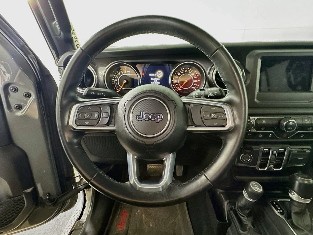 Used 2021 Jeep Wrangler Unlimited Sahara AWD/4WD image 22