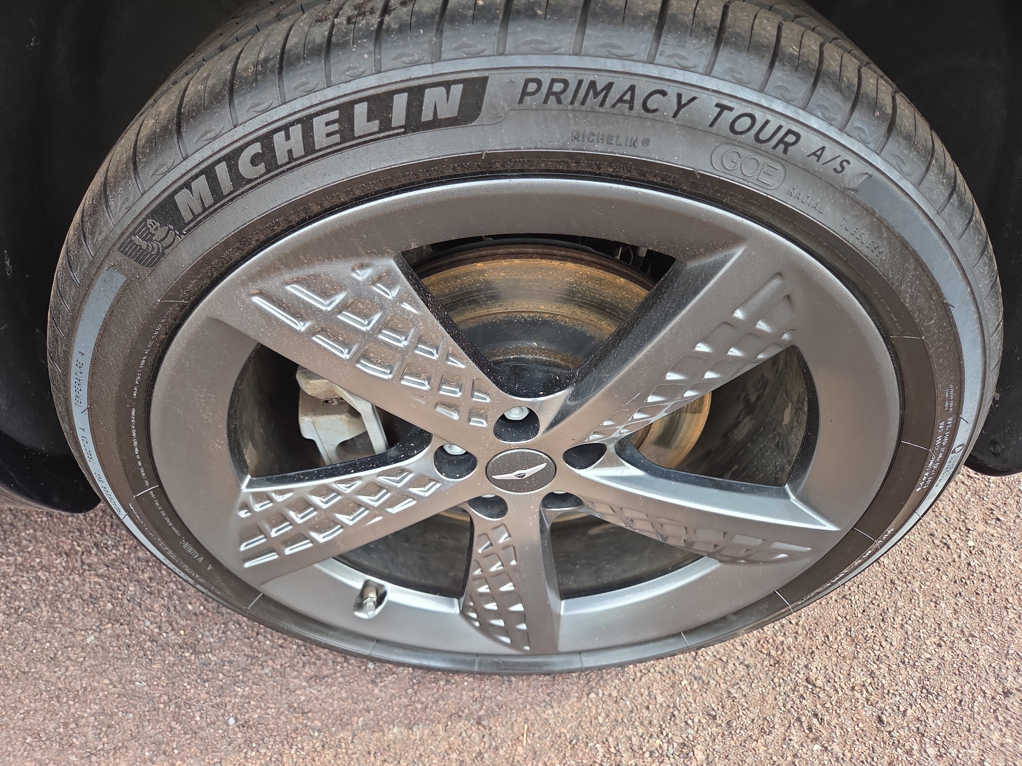 Used 2022 Genesis GV70 3.5T Sport w/ Sport Prestige Package image 11