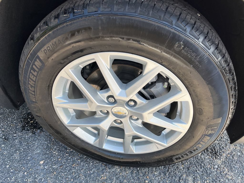 Used 2023 Chevrolet Equinox LT FWD image 35