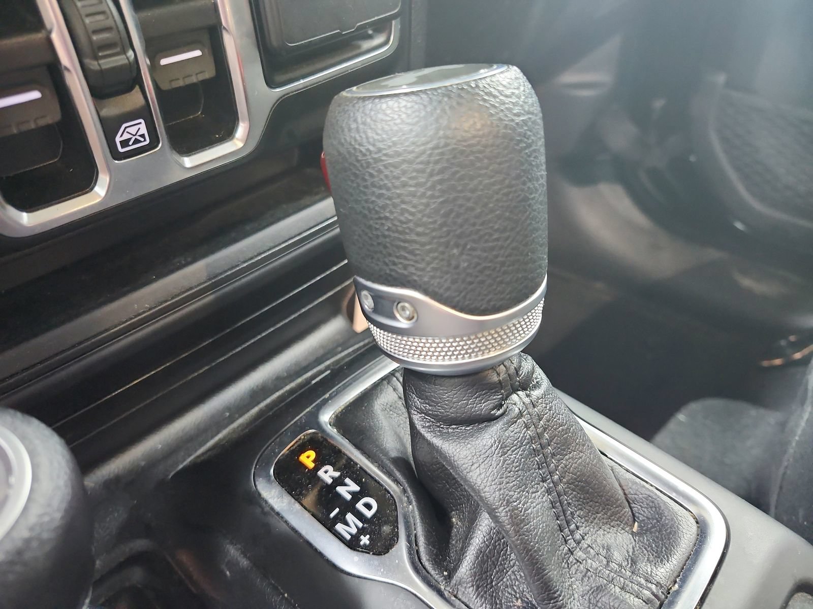 Used 2021 Jeep Wrangler Unlimited Sport AWD/4WD image 17