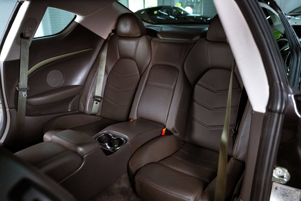 Used 2013 Maserati GranTurismo Sport RWD image 40