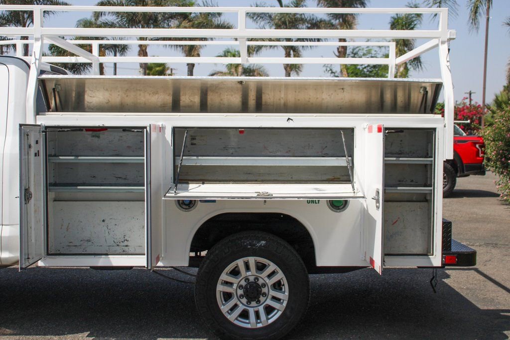 Used 2019 Ford F350 XLT image 6