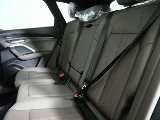 New 2026 Audi Q5 Premium Plus AWD/4WD image 15