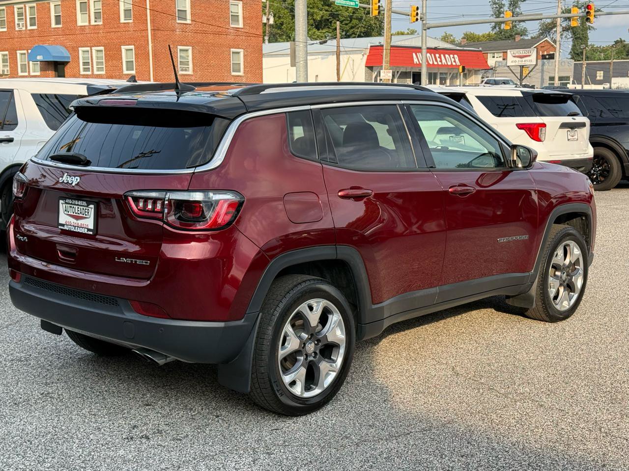 Used 2021 Jeep Compass Limited AWD/4WD image 32