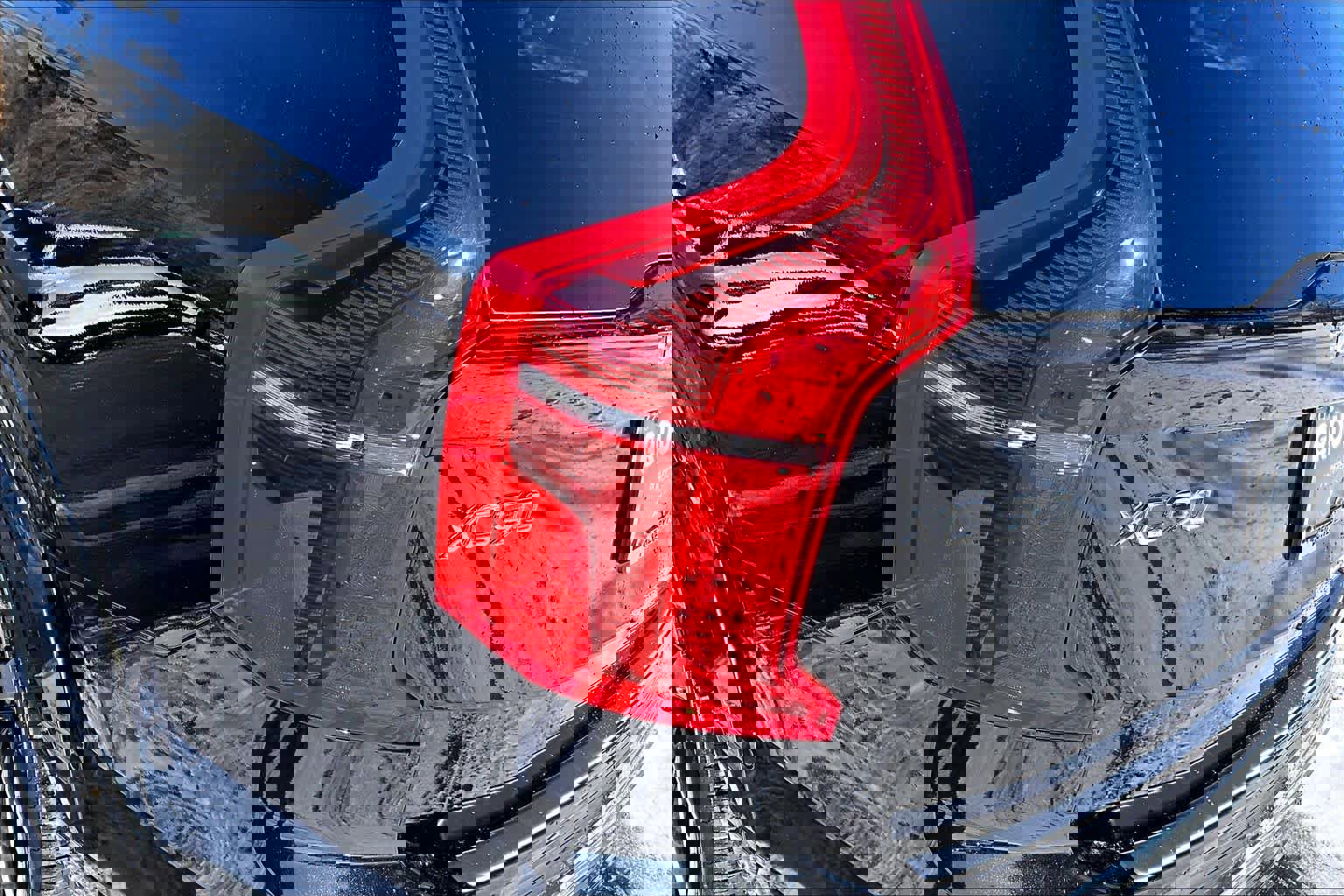 Certified 2024 Volvo XC90 B6 Plus w/ Protection Package Premier image 27