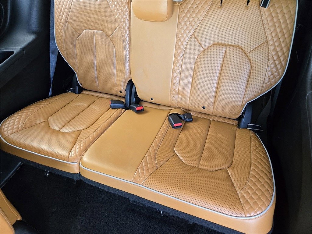 Used 2021 Chrysler Pacifica Pinnacle image 31