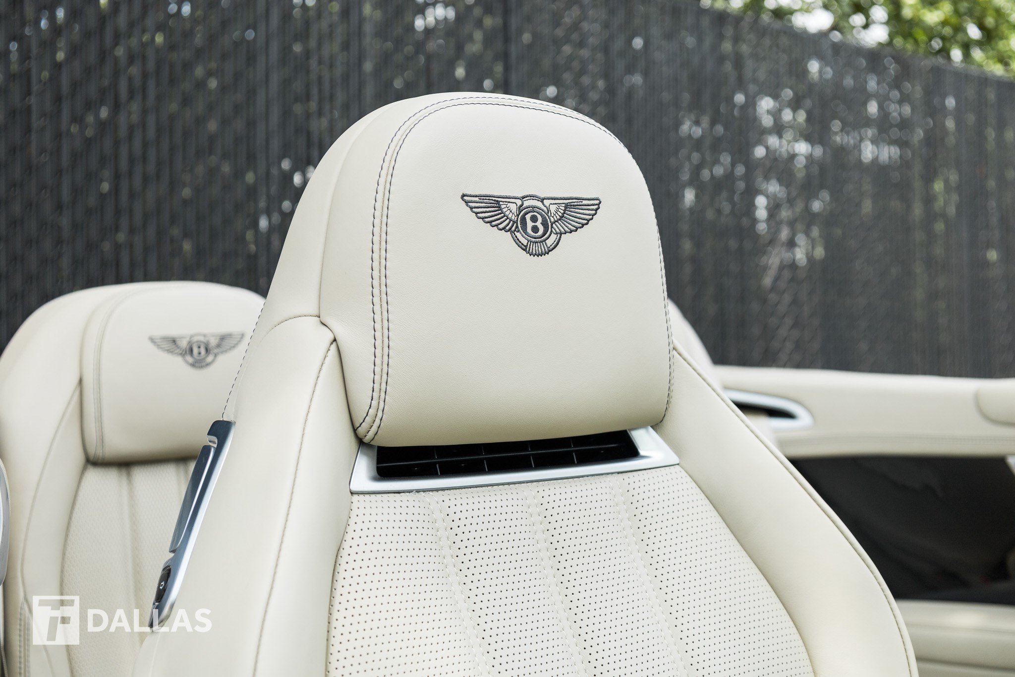 Used 2015 Bentley Continental GT AWD/4WD image 33