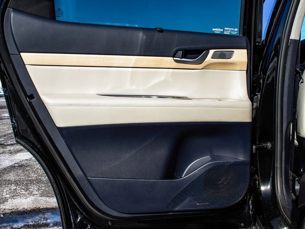 Used 2023 Hyundai Palisade Limited image 11