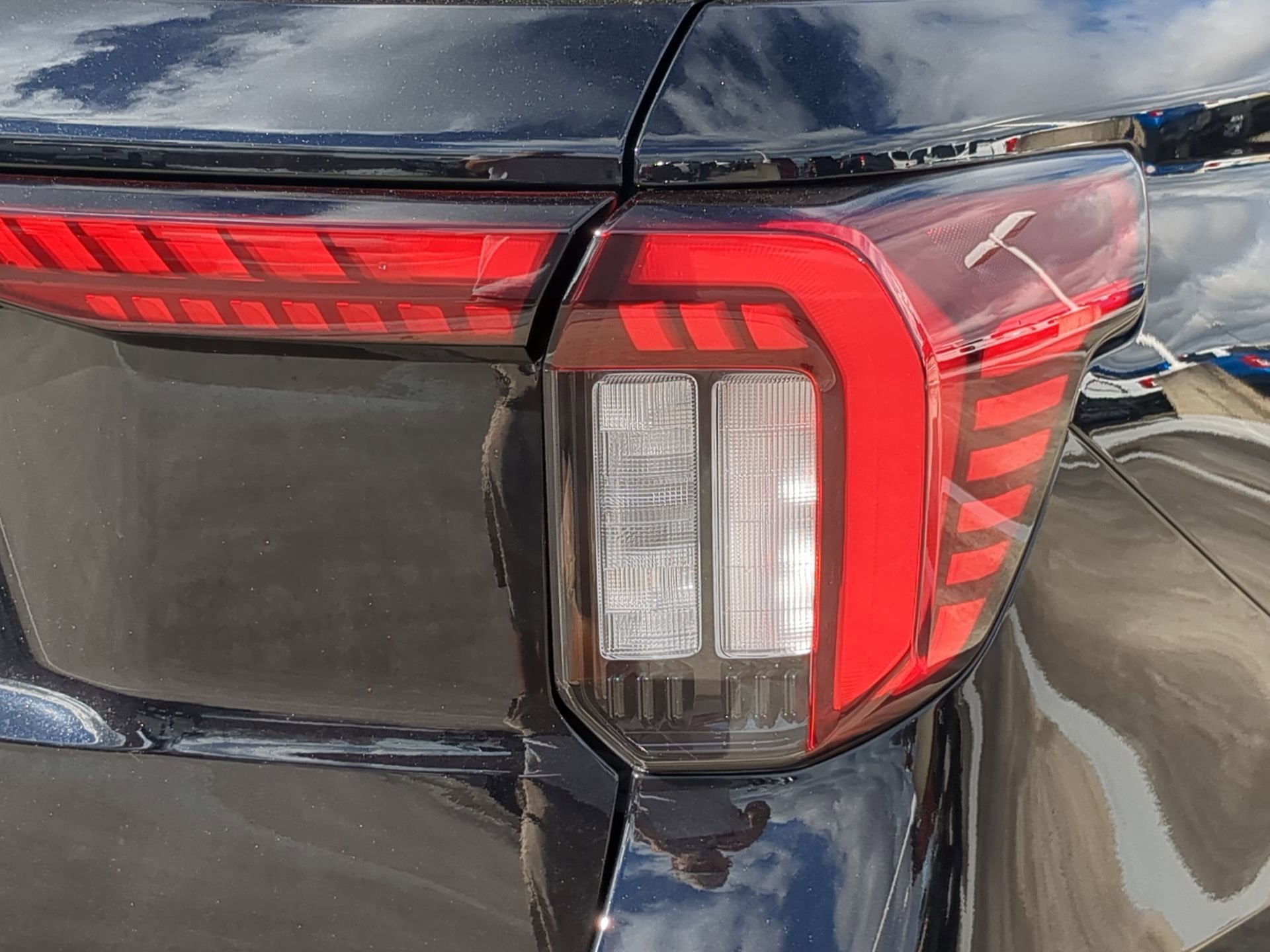 New 2026 Ford Explorer Active image 40