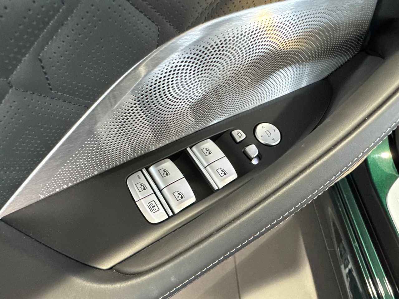 New 2026 BMW M850i xDrive AWD/4WD image 38