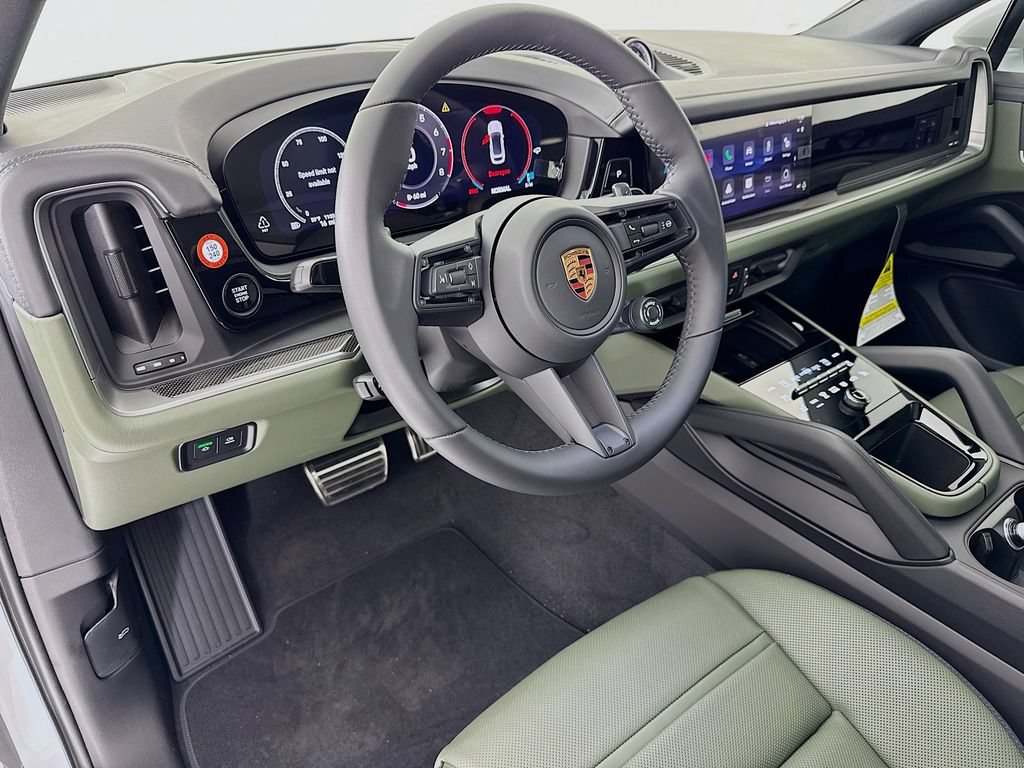 New 2026 Porsche Cayenne Coupe AWD/4WD image 4