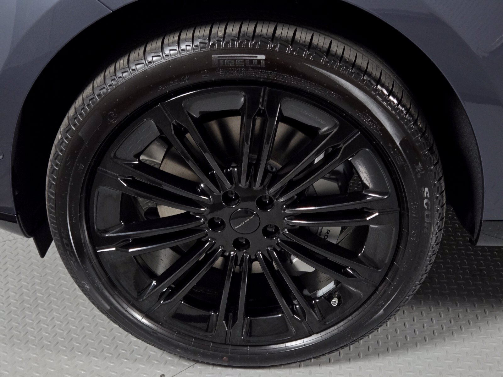 New 2026 Land Rover Range Rover SE AWD/4WD image 9