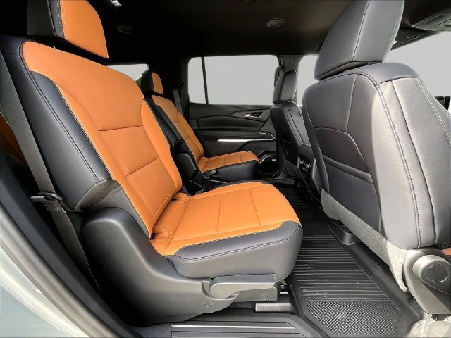 New 2027 Chevrolet Traverse Z71 w/ Enhanced Driving Package AWD/4WD image 26