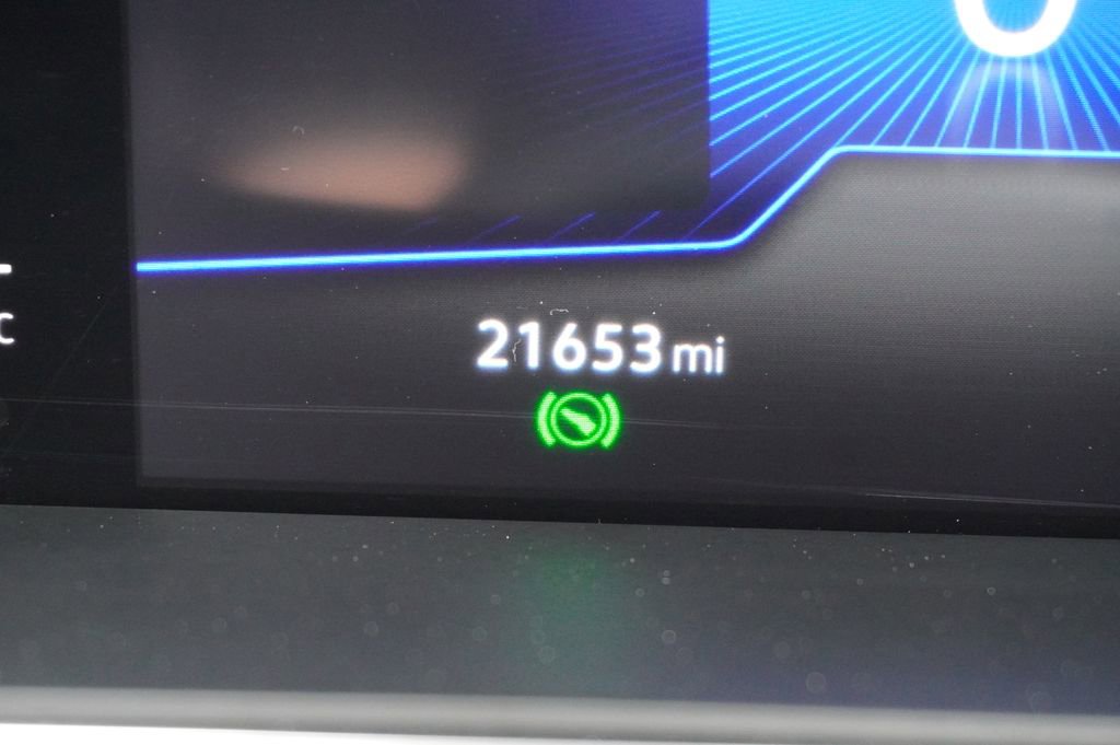 Used 2022 Volkswagen Tiguan SE FWD image 12