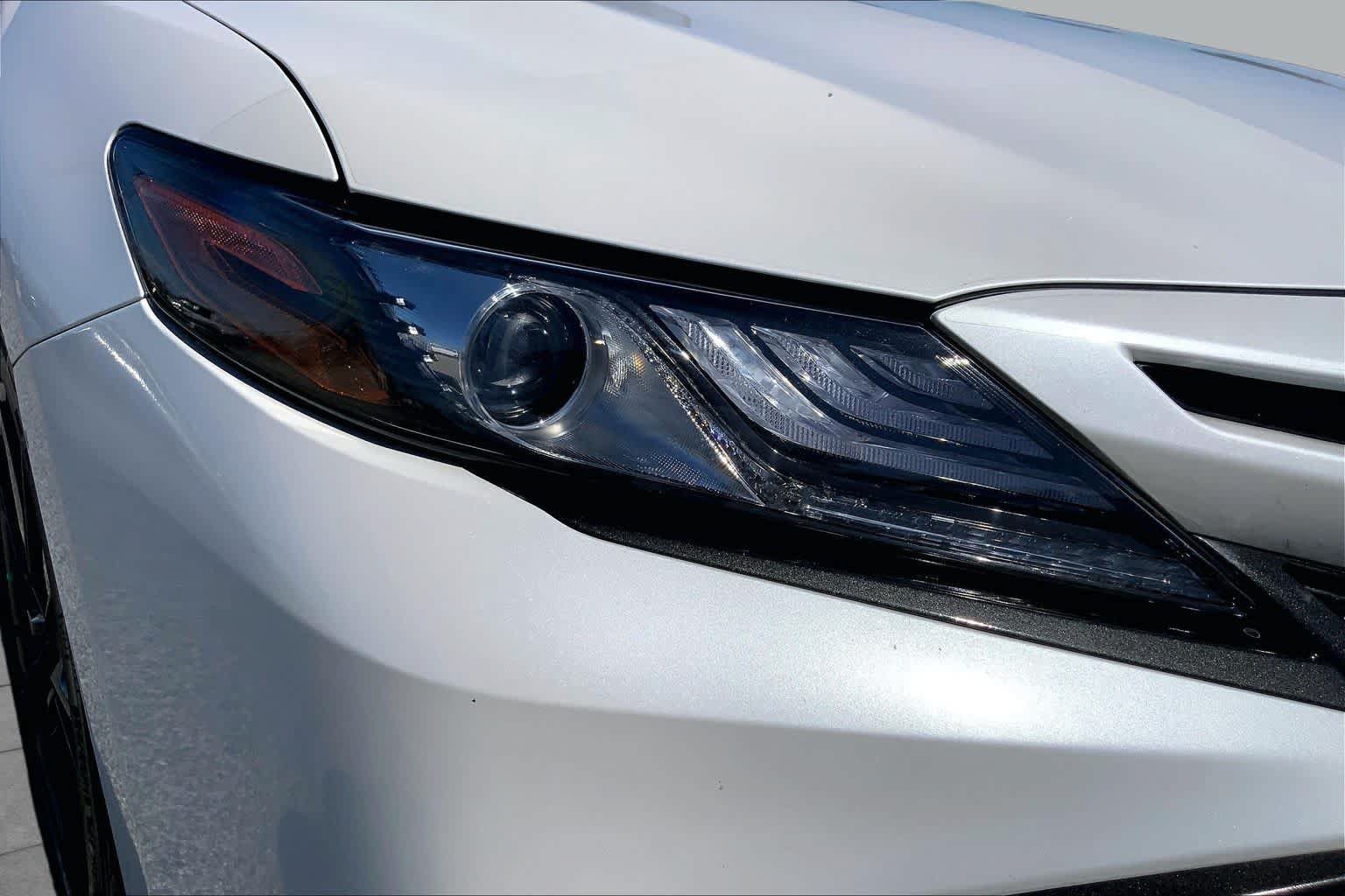 Used 2024 Toyota Camry XSE FWD image 27