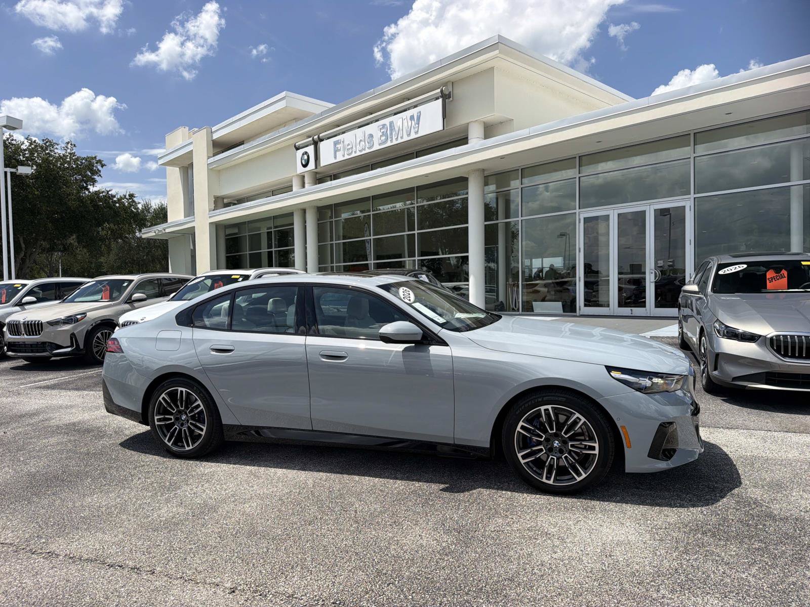 Certified 2026 BMW 530i xDrive w/ M Sport Package AWD/4WD image 1