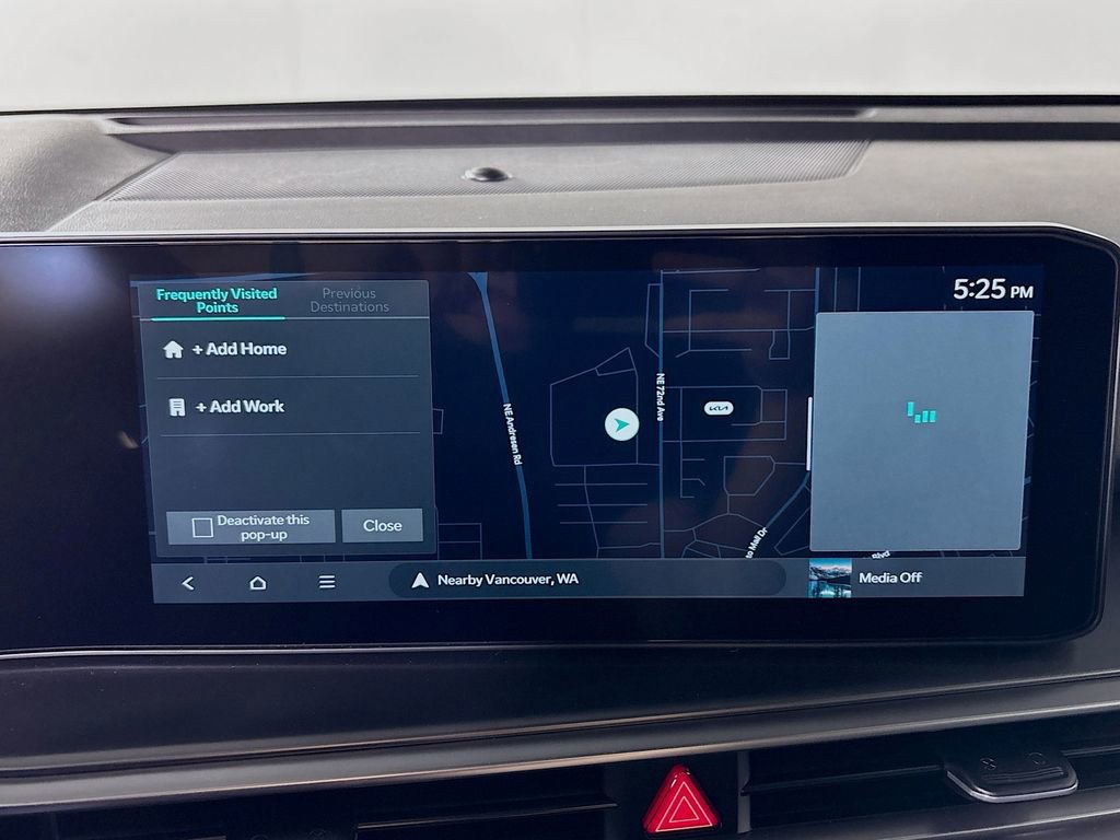 New 2025 Kia Sorento S image 17