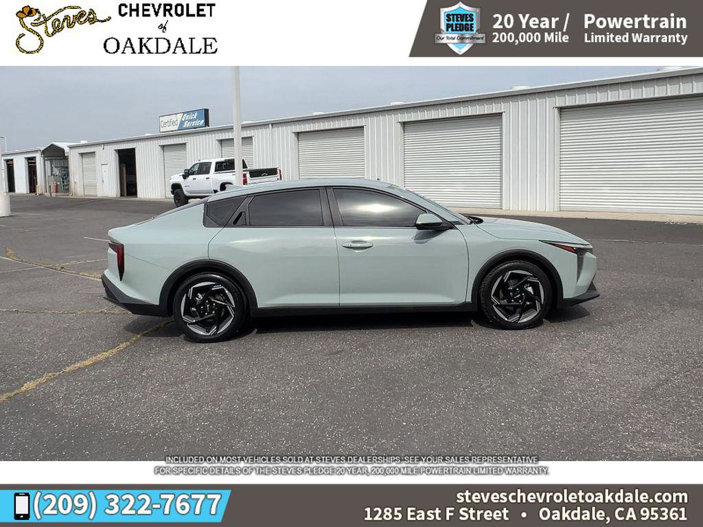 Used 2025 Kia K4 EX image 13