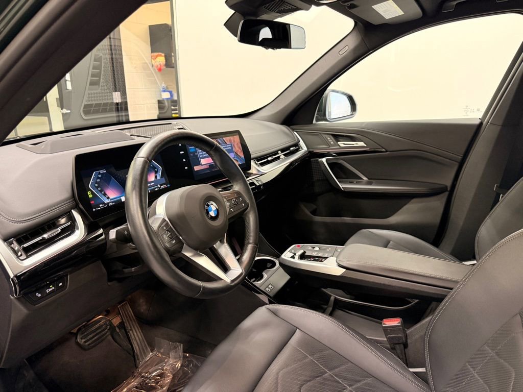 Used 2025 BMW X1 xDrive28i image 11