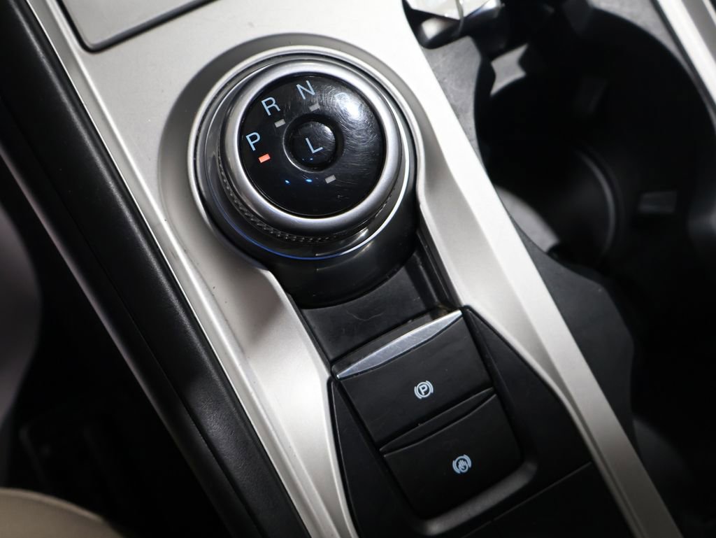 Used 2022 Ford Explorer XLT image 31