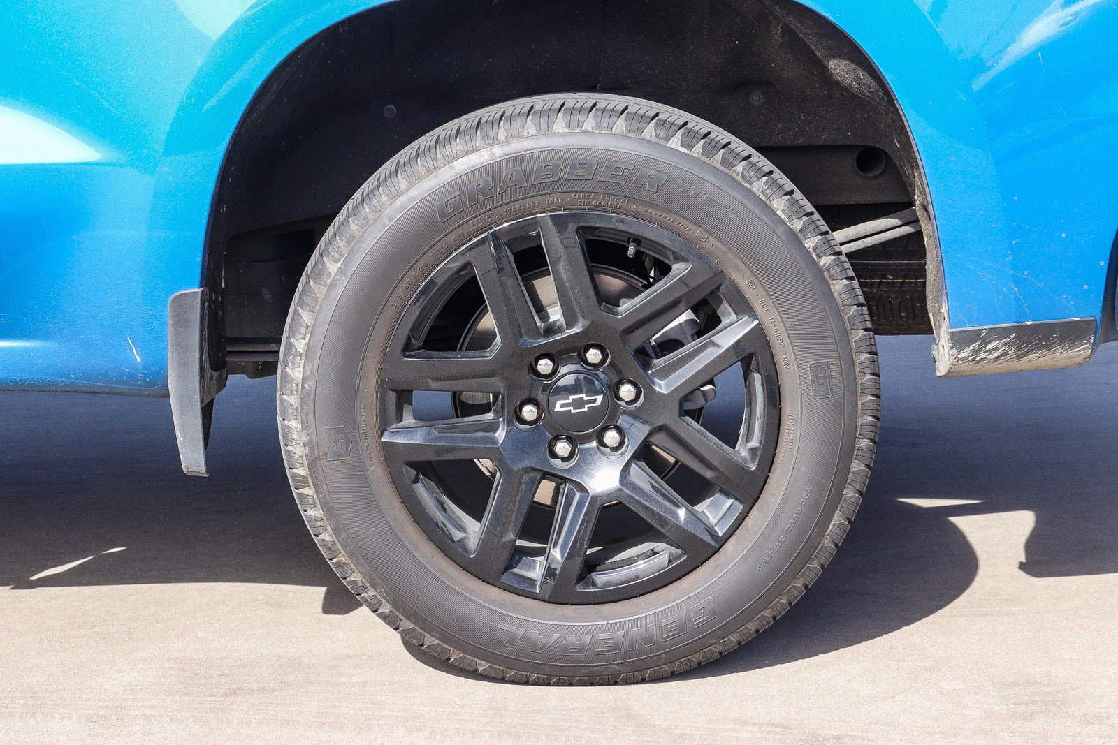 Used 2023 Chevrolet Silverado 1500 Custom AWD/4WD image 10