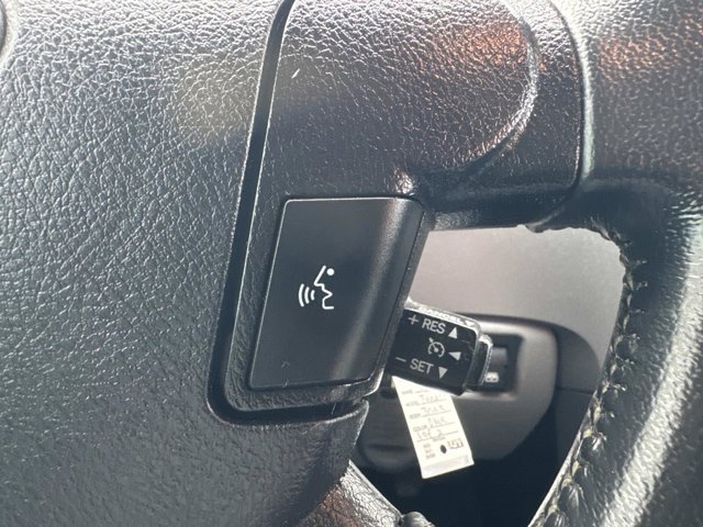 Used 2012 Toyota Tundra Limited image 29