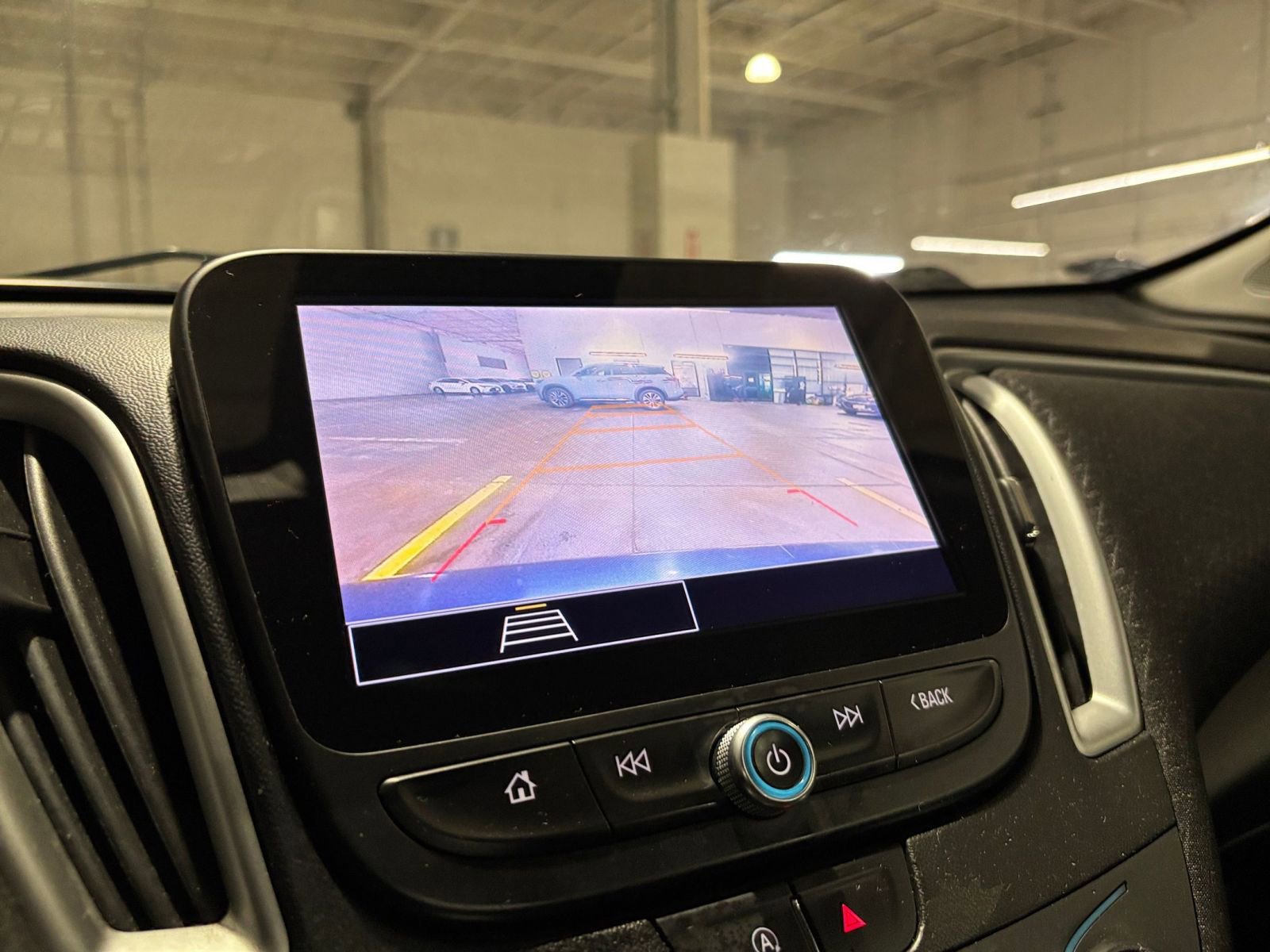 Used 2023 Chevrolet Malibu LT w/ Driver Confidence Package image 24