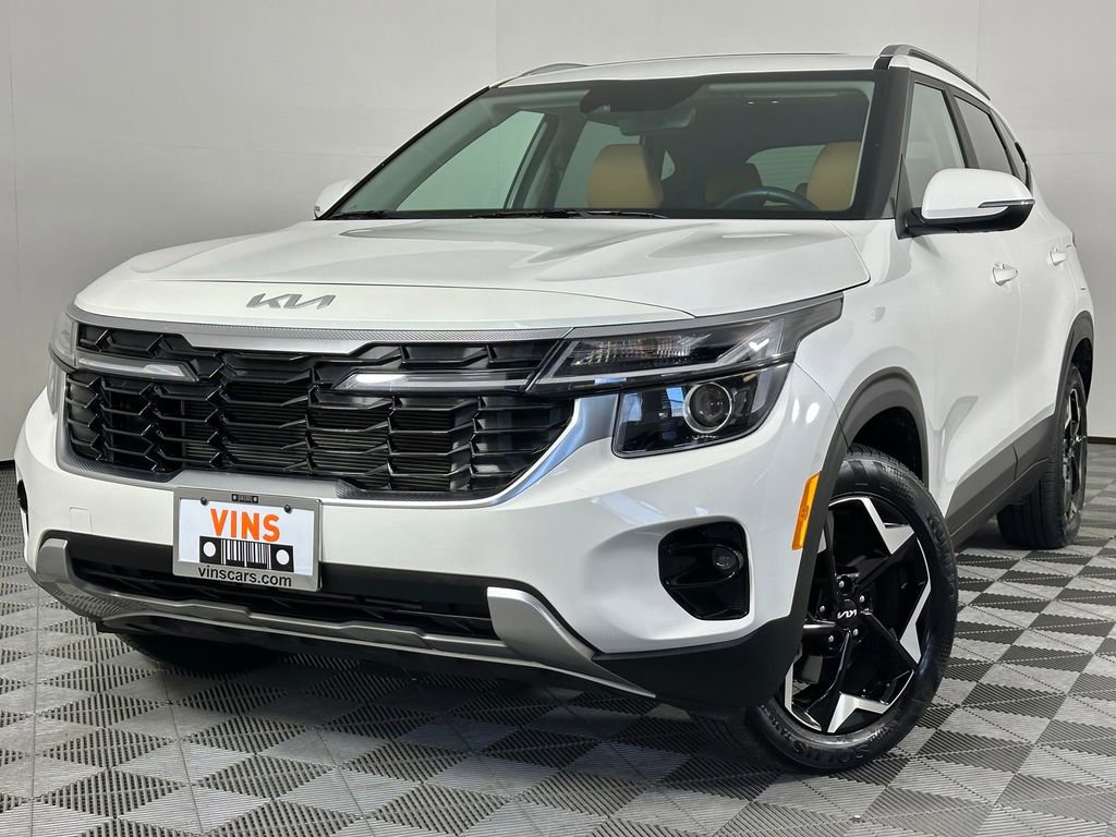 Used 2024 Kia Seltos EX image 33