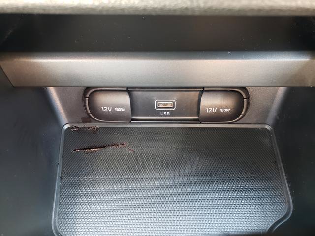 Certified 2022 Kia Soul LX FWD image 21