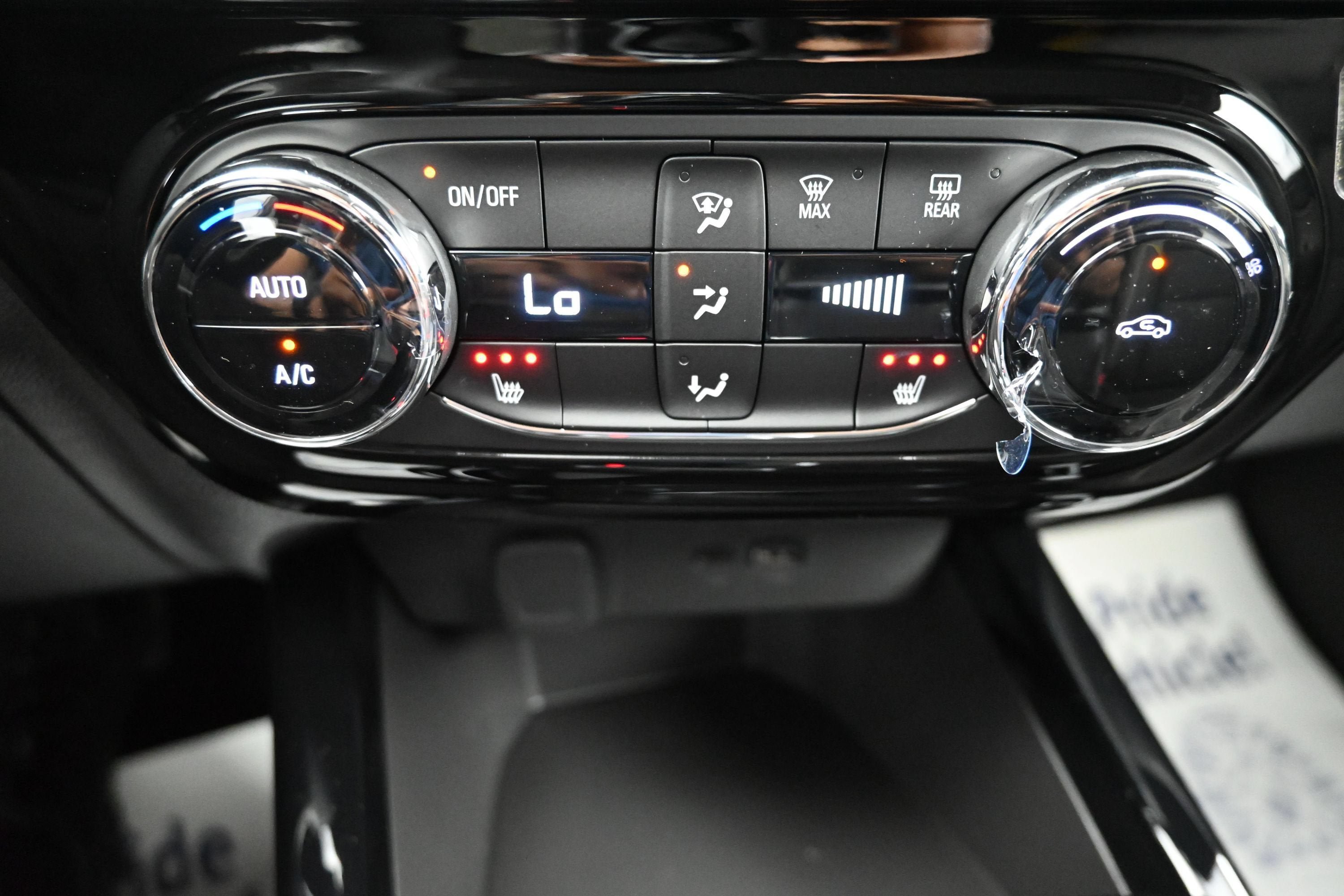 New 2026 Chevrolet Trax ACTIV w/ Driver Confidence Package FWD image 17