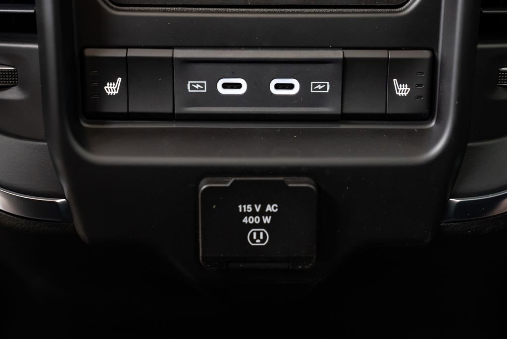New 2026 RAM 3500 Laramie AWD/4WD image 9