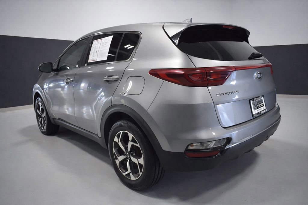 Used 2021 Kia Sportage LX image 3