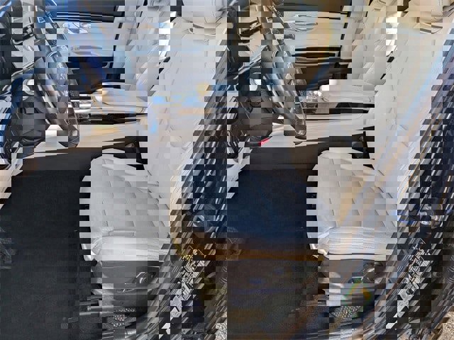 Used 2022 Genesis GV70 2.5T image 12