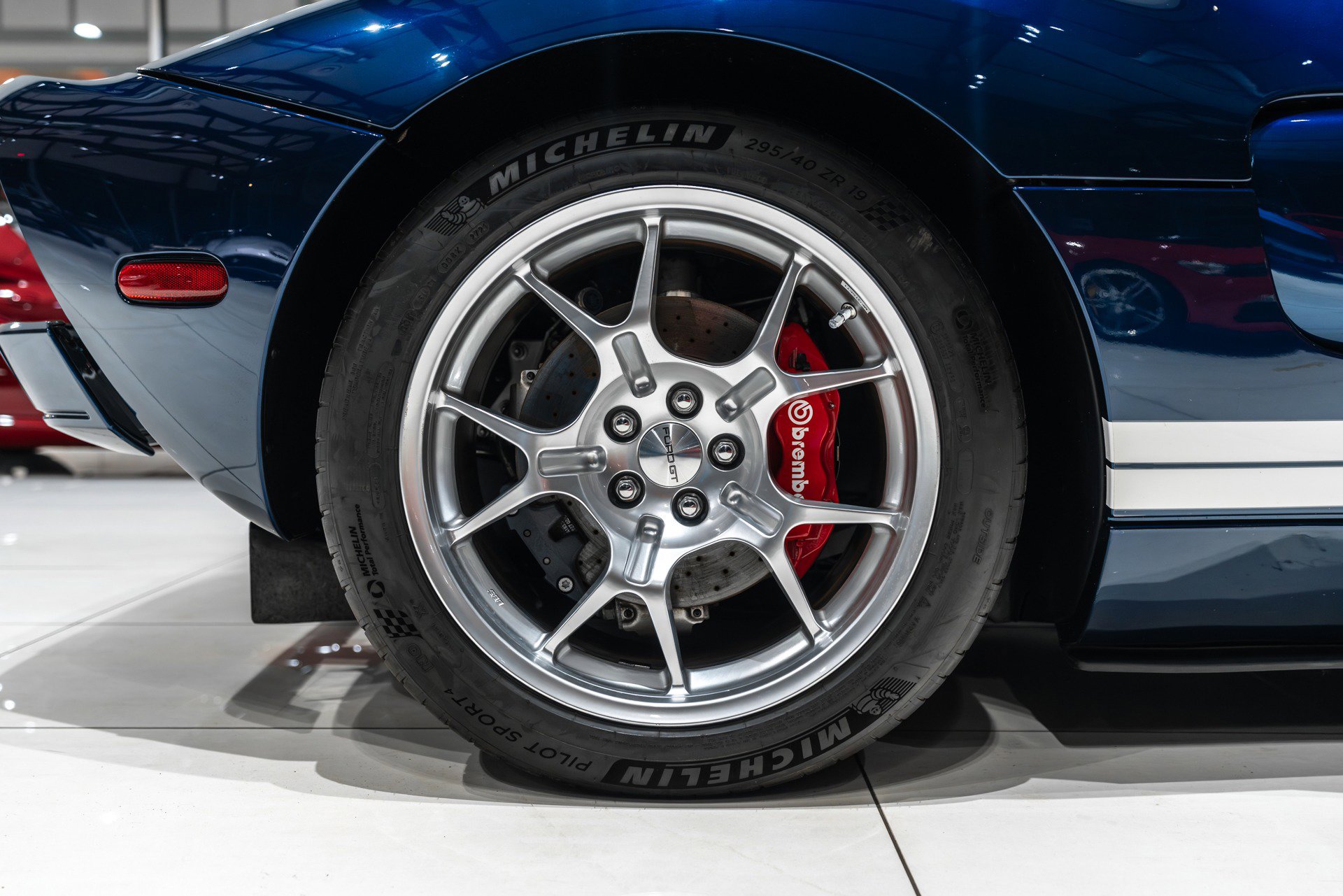 Used 2005 Ford GT image 54