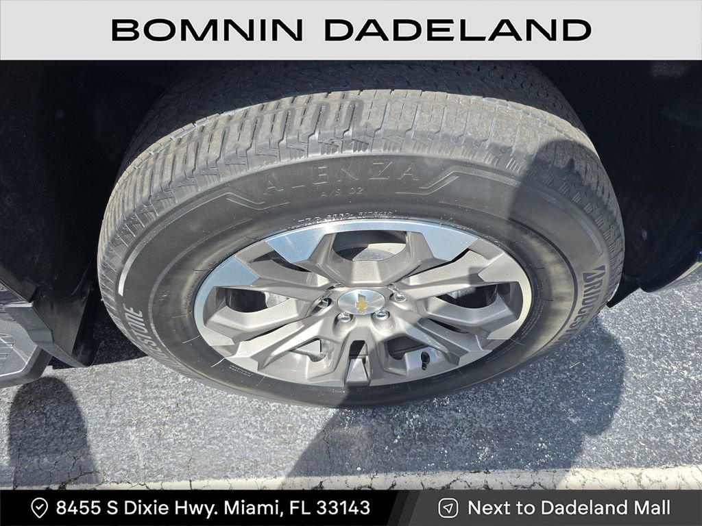Used 2023 Chevrolet Silverado 1500 High Country image 11