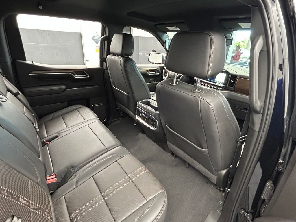 Used 2022 Chevrolet Silverado 1500 High Country image 51