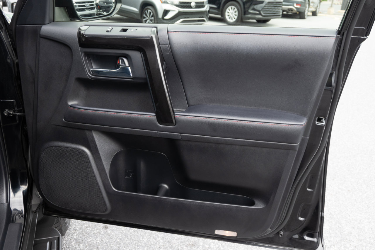 Used 2024 Toyota 4Runner TRD Off-Road image 32