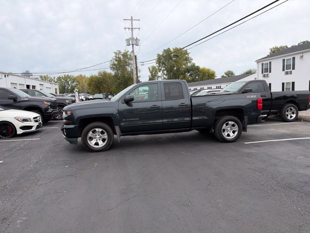 Used 2017 Chevrolet Silverado 1500 LT w/ All Star Edition AWD/4WD image 9