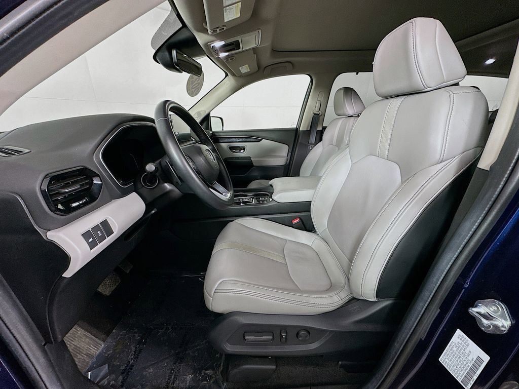 Used 2023 Honda Pilot Touring image 30