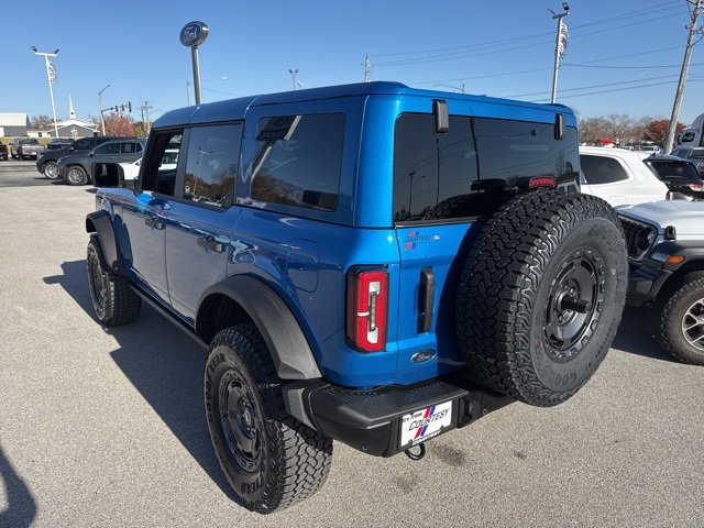 New 2025 Ford Bronco Badlands image 3