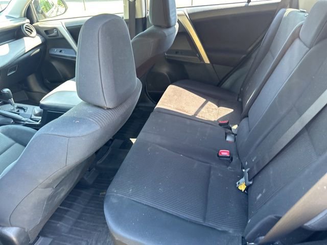 Used 2015 Toyota RAV4 LE FWD image 15
