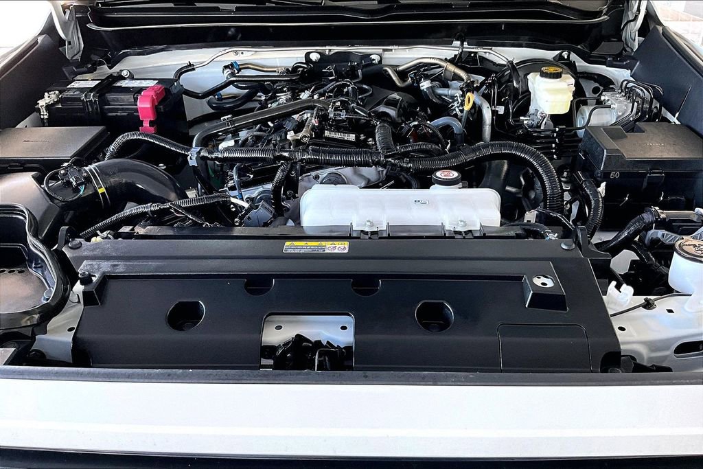 Certified 2025 Toyota Tacoma SR image 28