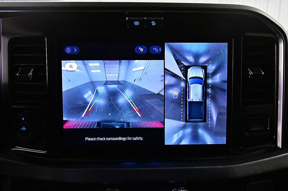 Used 2025 Ford F250 Platinum w/ FX4 Off-Road Package image 27