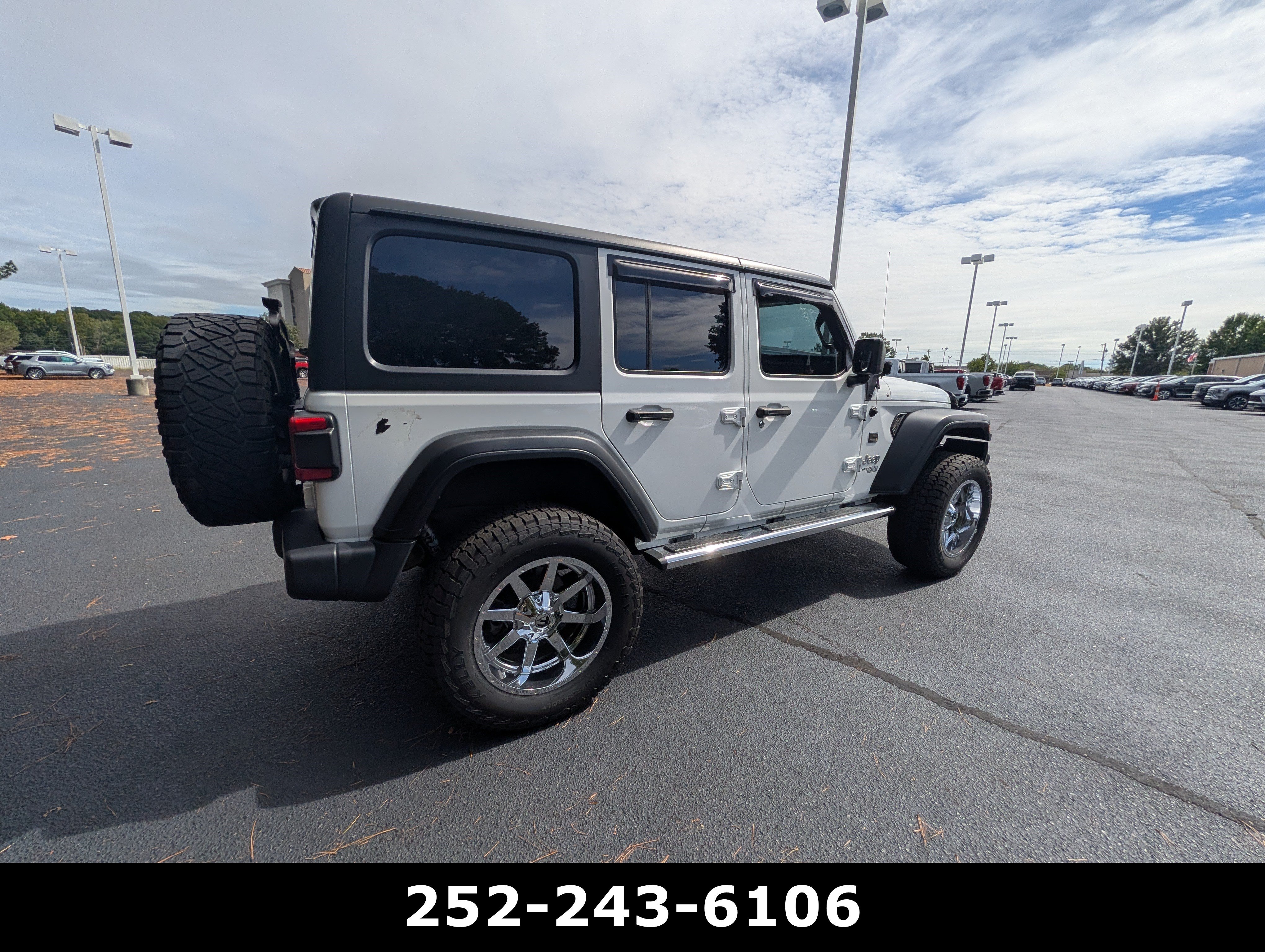 Used 2019 Jeep Wrangler Unlimited Sport S AWD/4WD image 6