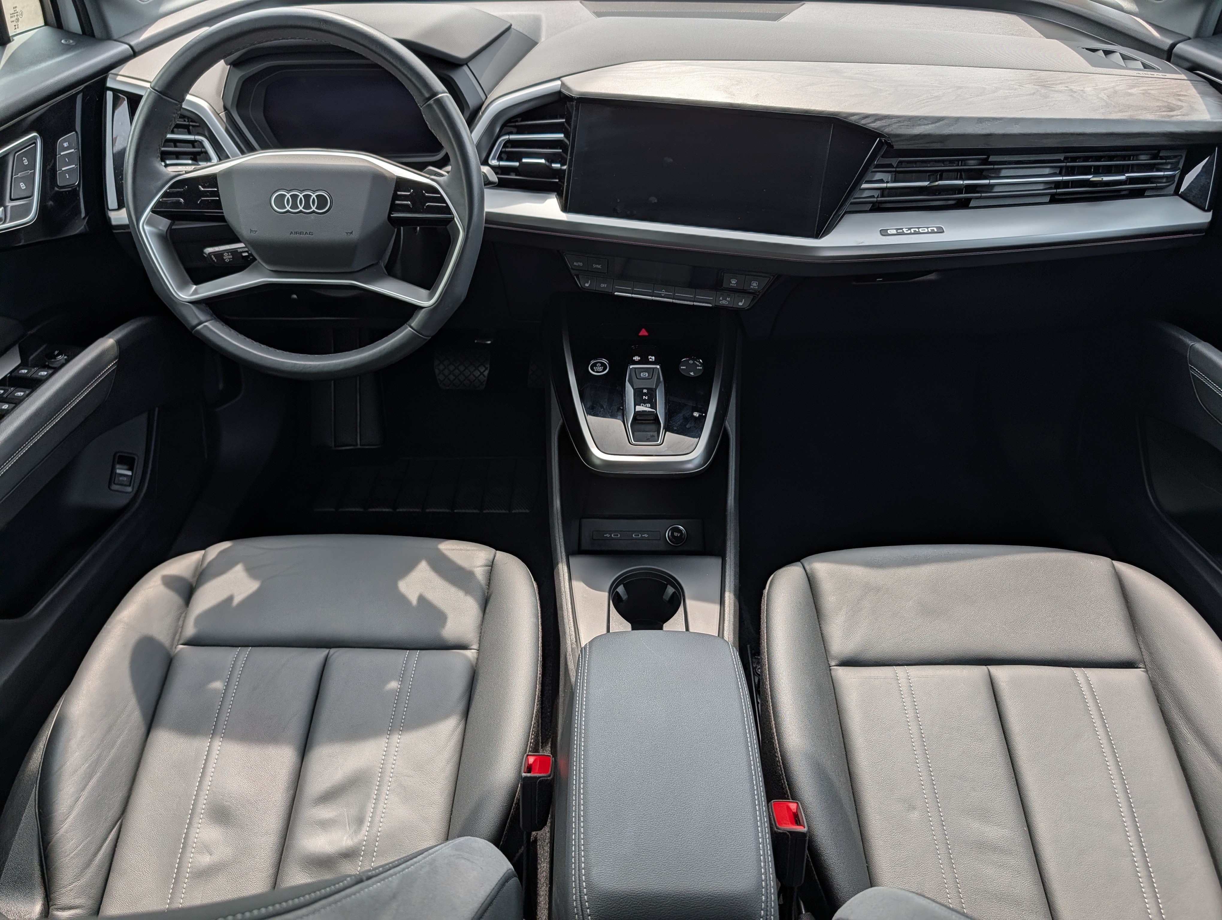 Used 2023 Audi Q4 e-tron Premium Plus w/ Premium Plus AWD/4WD image 10