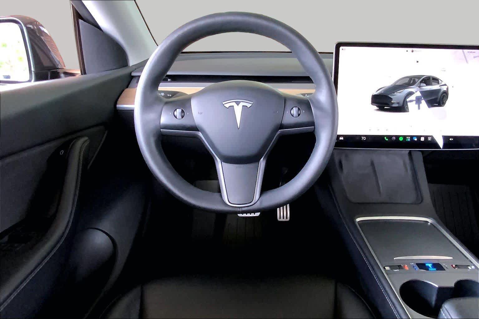 Used 2022 Tesla Model Y Performance AWD/4WD image 5