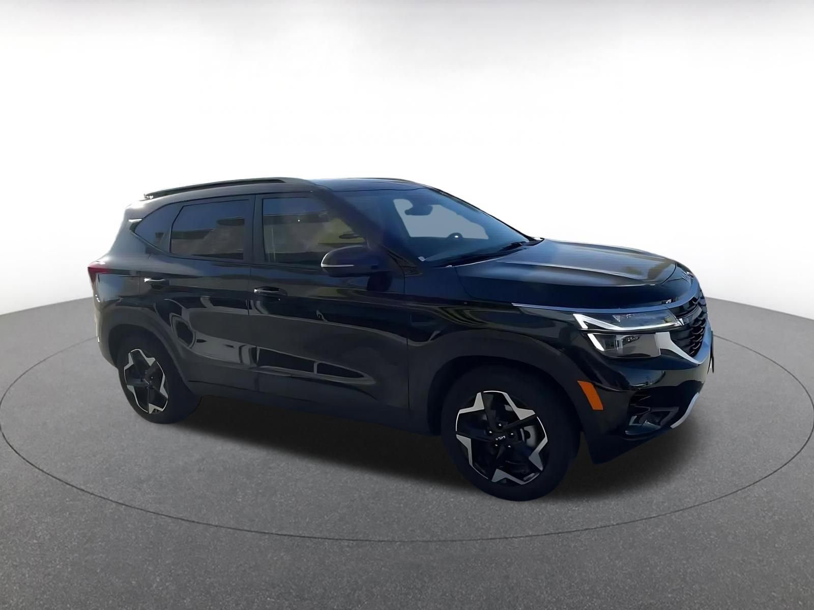 Used 2025 Kia Seltos S video 2