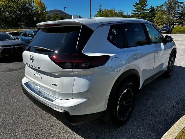 New 2026 Nissan Rogue SV w/ Cold Weather Package image 6