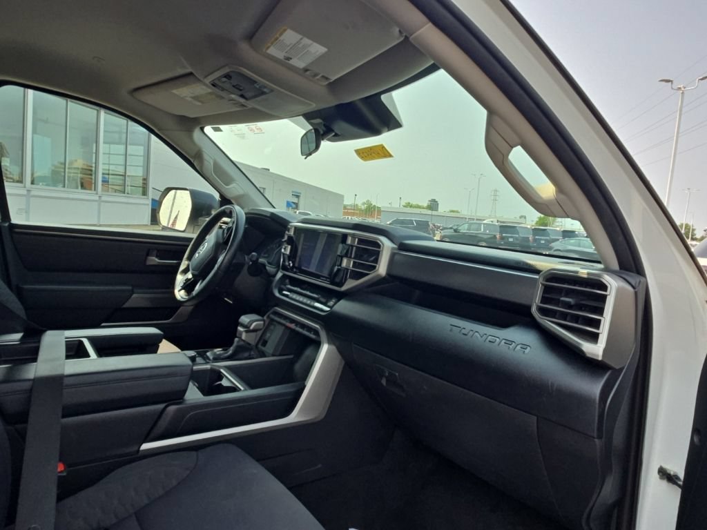 Used 2022 Toyota Tundra SR5 AWD/4WD image 15