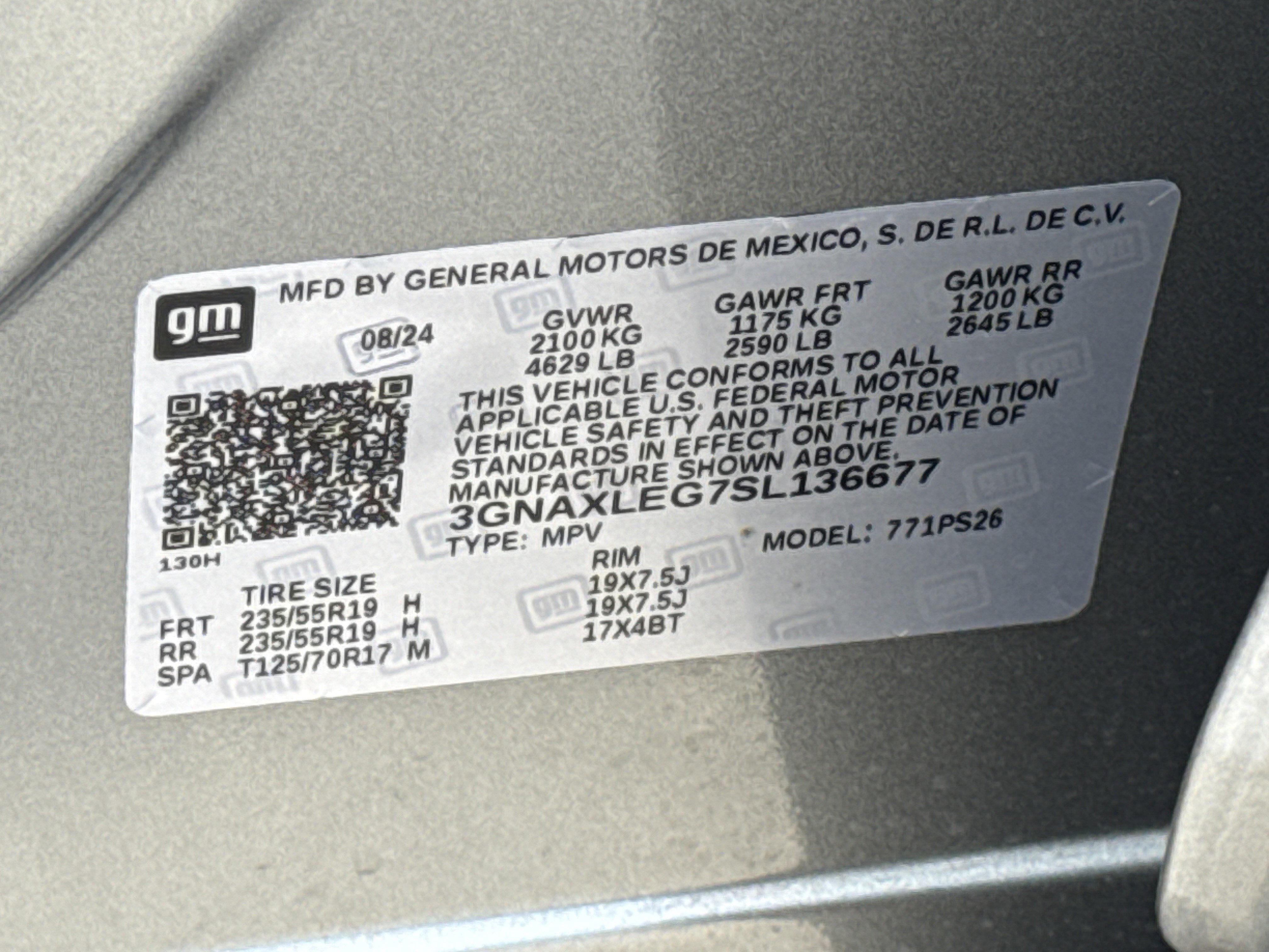 Used 2025 Chevrolet Equinox RS w/ Safety and Technology Package FWD image 34